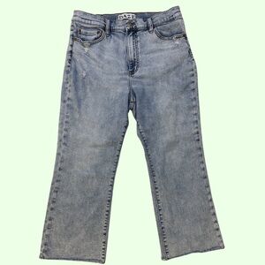 Daze Light Wash Cropped Wide Leg Jean